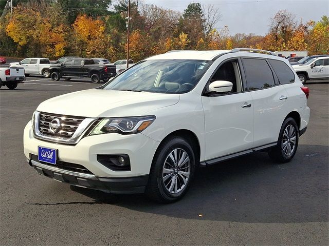 2019 Nissan Pathfinder SL