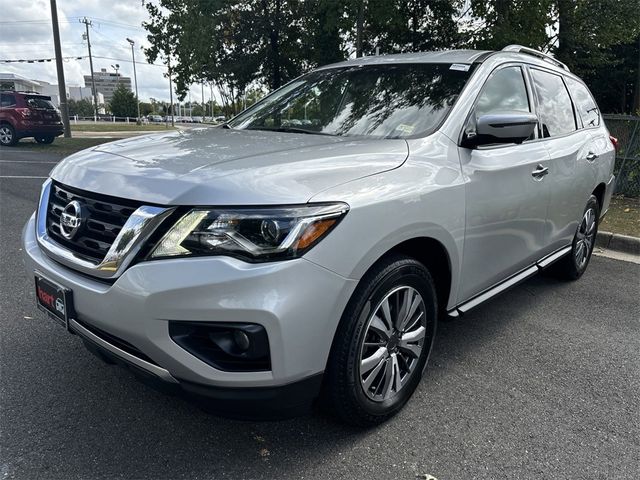 2019 Nissan Pathfinder SL