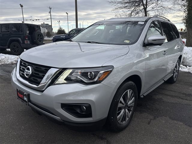 2019 Nissan Pathfinder SL