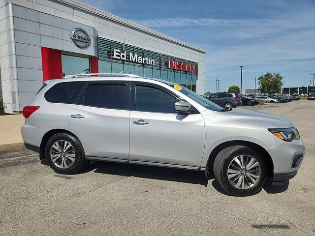 2019 Nissan Pathfinder SL