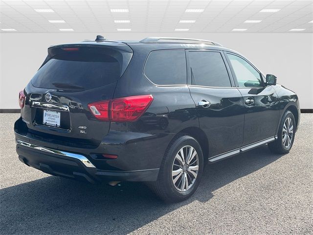 2019 Nissan Pathfinder SL