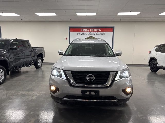 2019 Nissan Pathfinder SL