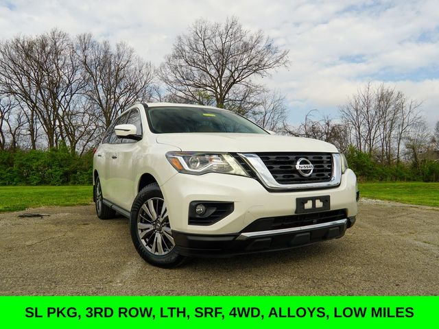 2019 Nissan Pathfinder SL