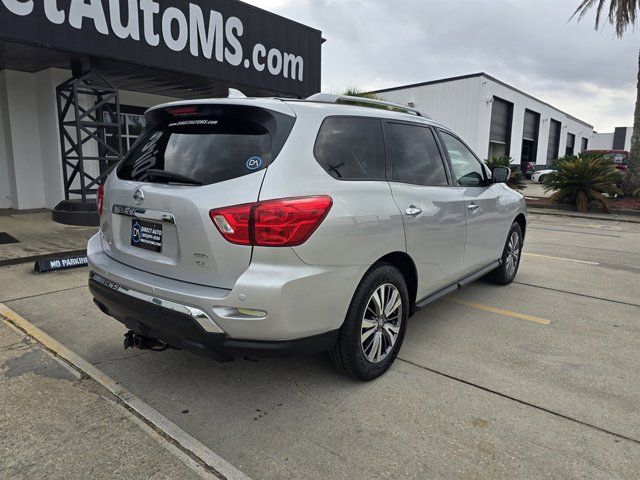 2019 Nissan Pathfinder SL