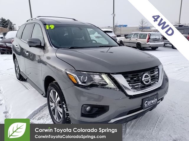 2019 Nissan Pathfinder SL