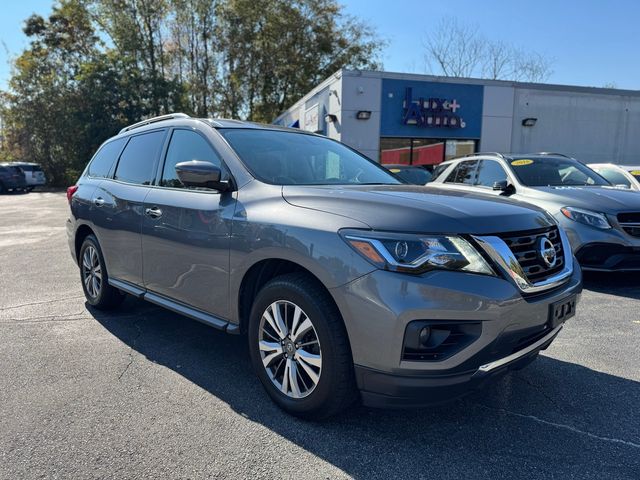 2019 Nissan Pathfinder SL