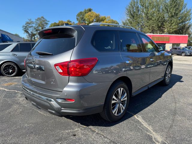 2019 Nissan Pathfinder SL