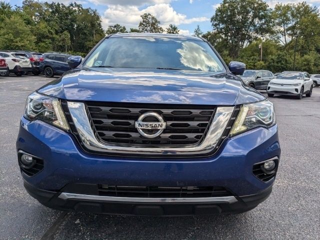 2019 Nissan Pathfinder SL