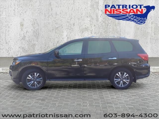 2019 Nissan Pathfinder SL