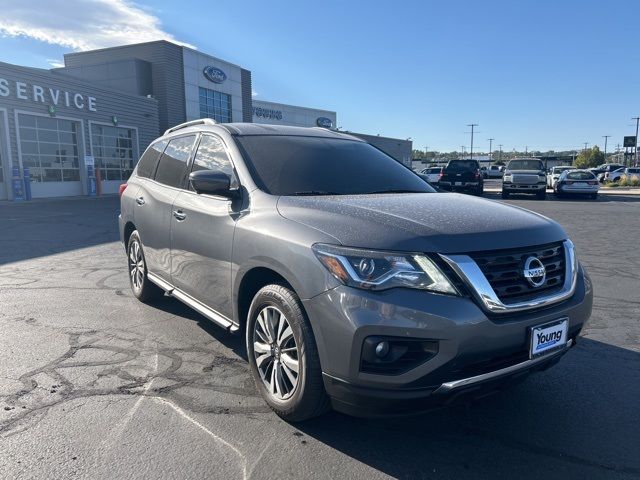 2019 Nissan Pathfinder SL