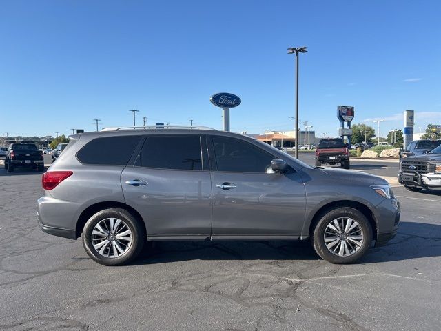 2019 Nissan Pathfinder SL