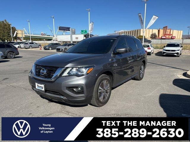 2019 Nissan Pathfinder SL