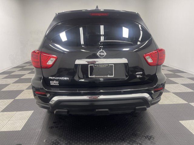 2019 Nissan Pathfinder SL