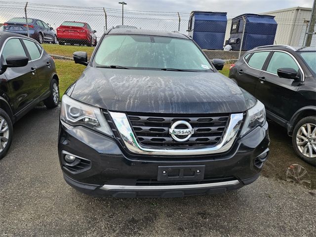 2019 Nissan Pathfinder SL