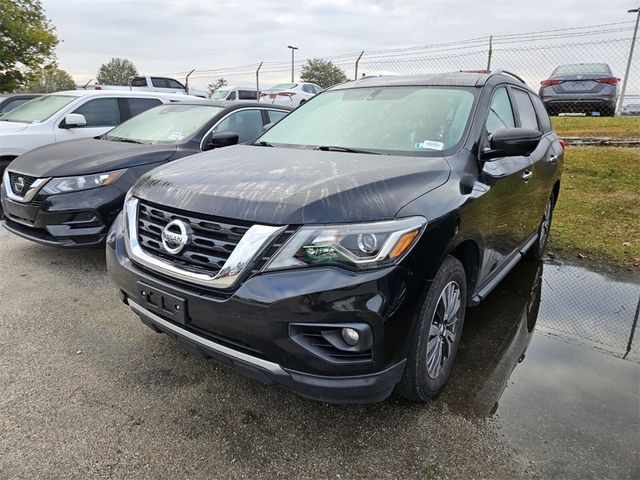 2019 Nissan Pathfinder SL