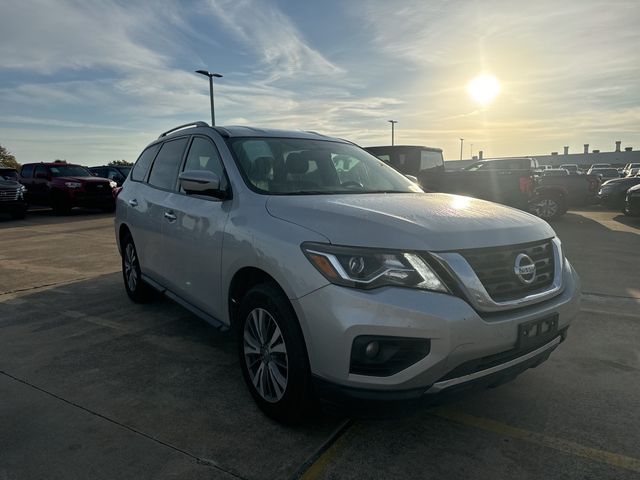 2019 Nissan Pathfinder SL