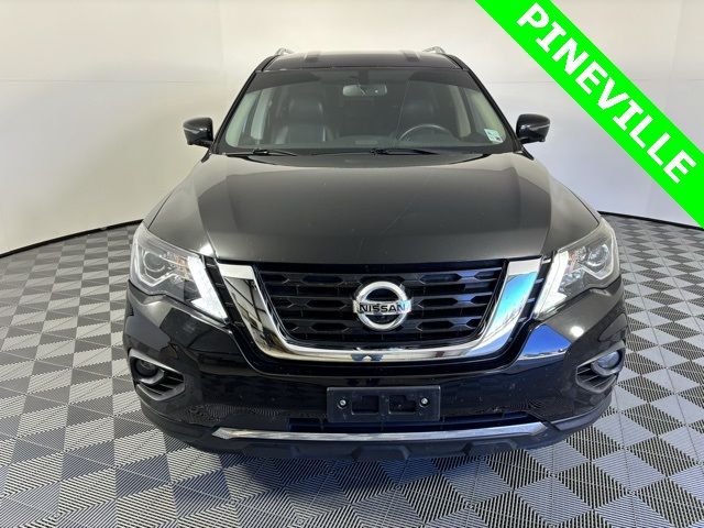 2019 Nissan Pathfinder SL