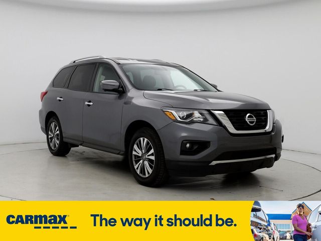 2019 Nissan Pathfinder SL