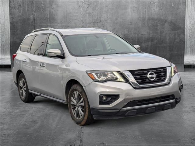 2019 Nissan Pathfinder SL