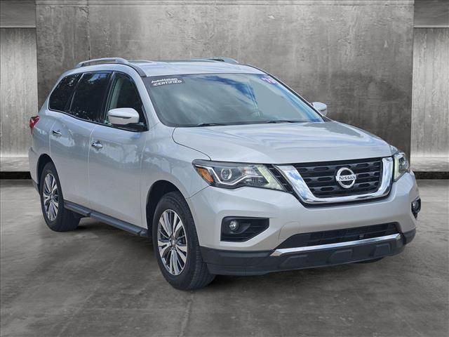 2019 Nissan Pathfinder SL