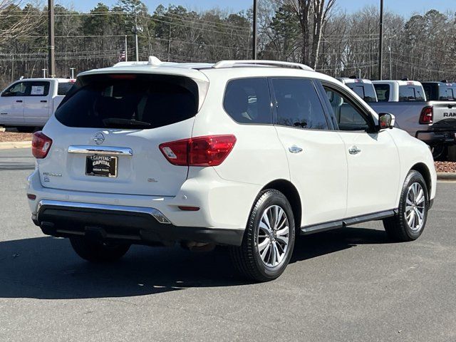 2019 Nissan Pathfinder SL