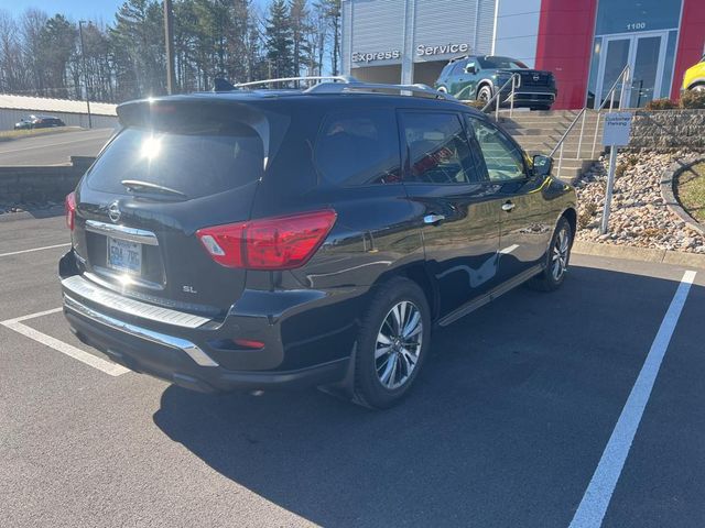 2019 Nissan Pathfinder SL