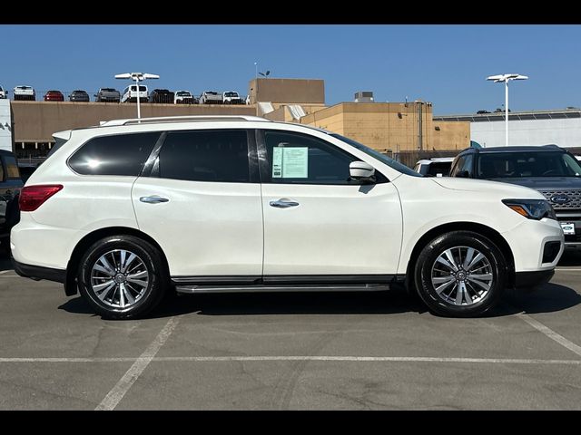 2019 Nissan Pathfinder SL