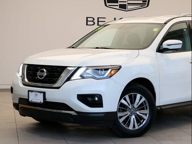 2019 Nissan Pathfinder SL