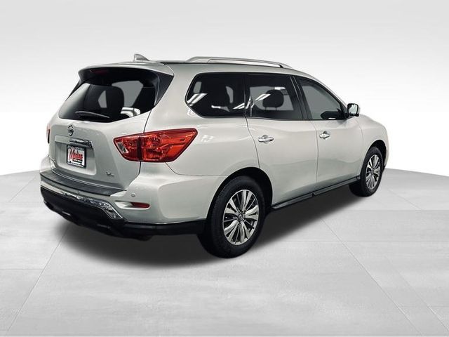 2019 Nissan Pathfinder SL