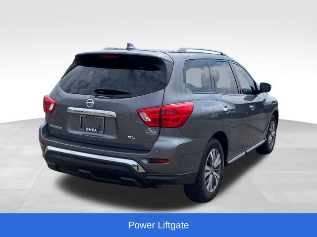 2019 Nissan Pathfinder SL