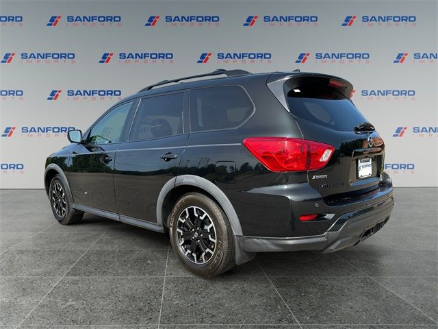 2019 Nissan Pathfinder SL