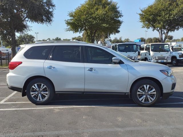 2019 Nissan Pathfinder SL