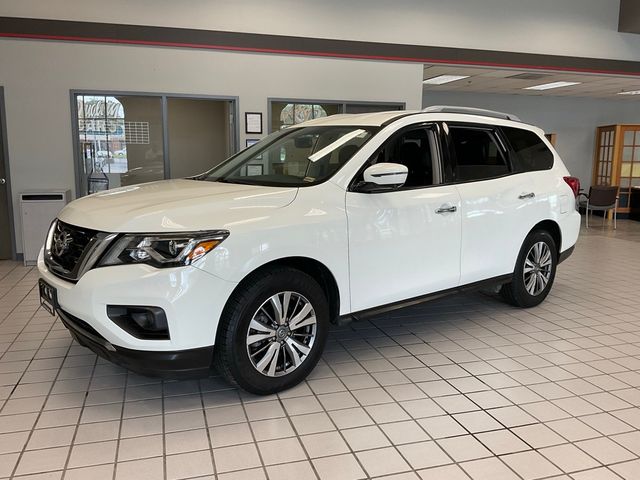 2019 Nissan Pathfinder SL