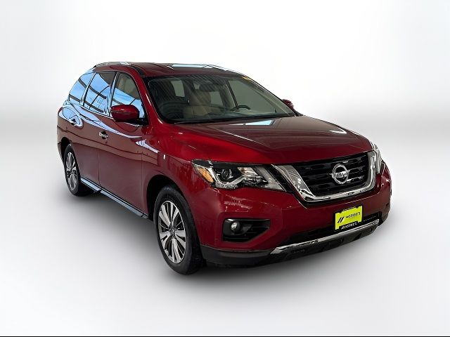 2019 Nissan Pathfinder SL