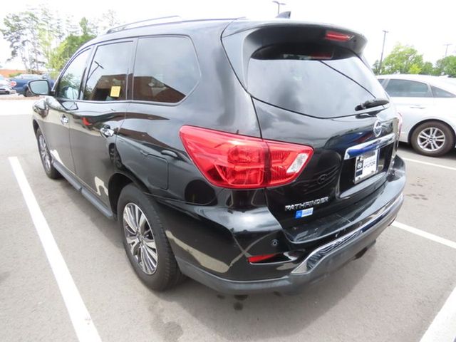 2019 Nissan Pathfinder SL