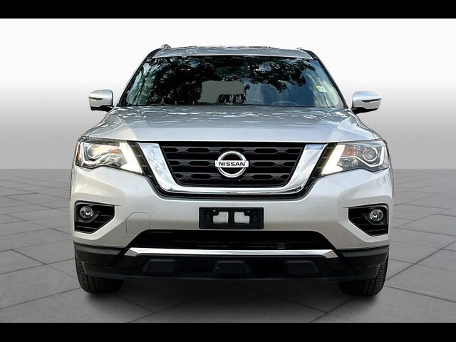 2019 Nissan Pathfinder SL