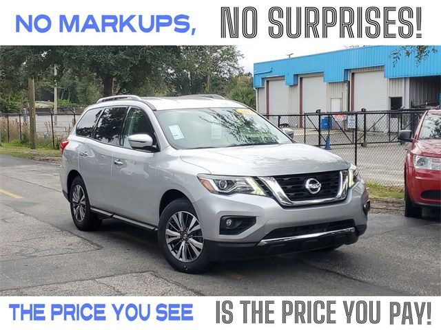 2019 Nissan Pathfinder SL