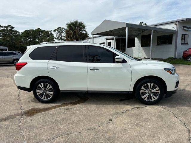 2019 Nissan Pathfinder SL