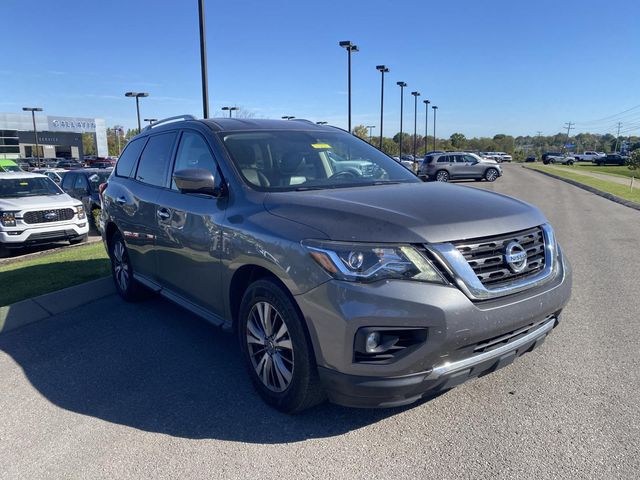 2019 Nissan Pathfinder SL