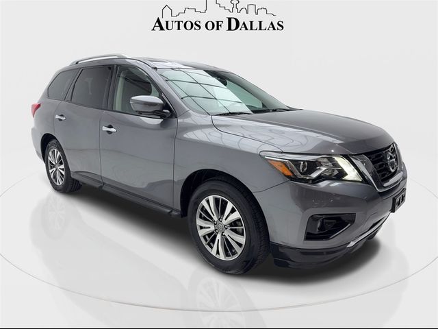 2019 Nissan Pathfinder SL