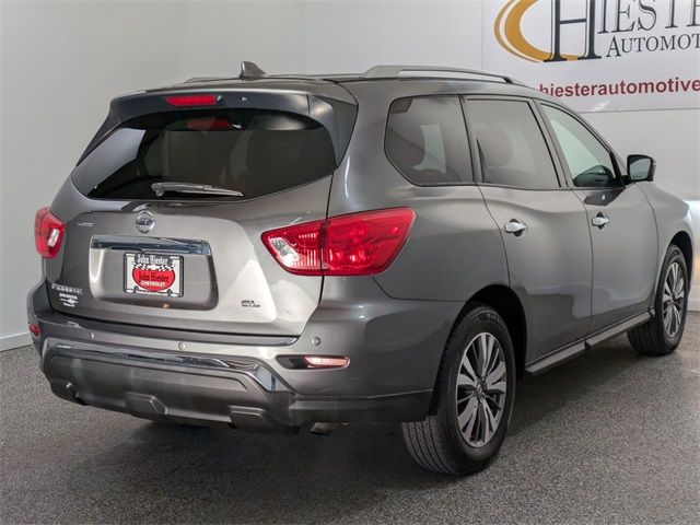 2019 Nissan Pathfinder SL