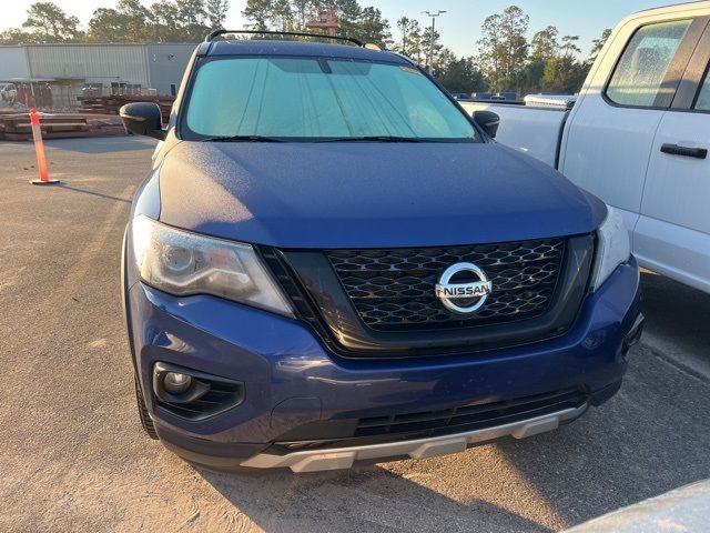 2019 Nissan Pathfinder SL