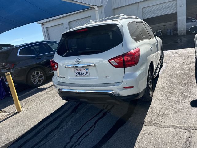 2019 Nissan Pathfinder SL