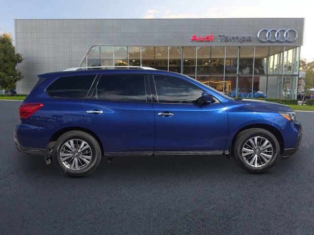 2019 Nissan Pathfinder SL