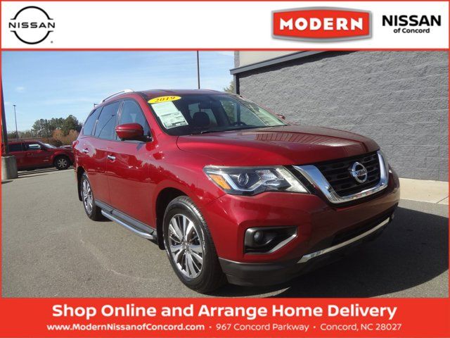 2019 Nissan Pathfinder SL