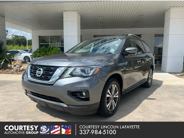 2019 Nissan Pathfinder SL