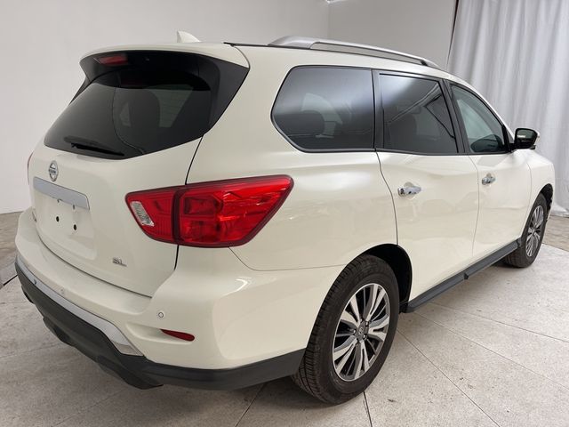 2019 Nissan Pathfinder SL