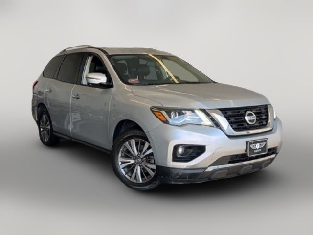 2019 Nissan Pathfinder SL