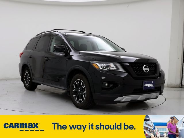 2019 Nissan Pathfinder SL