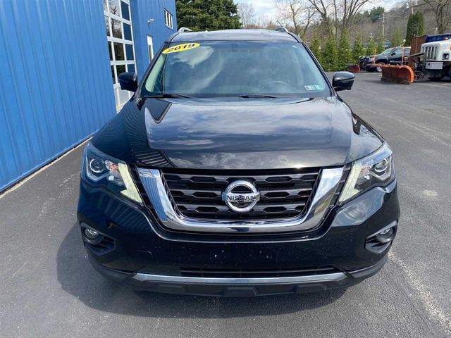 2019 Nissan Pathfinder SL